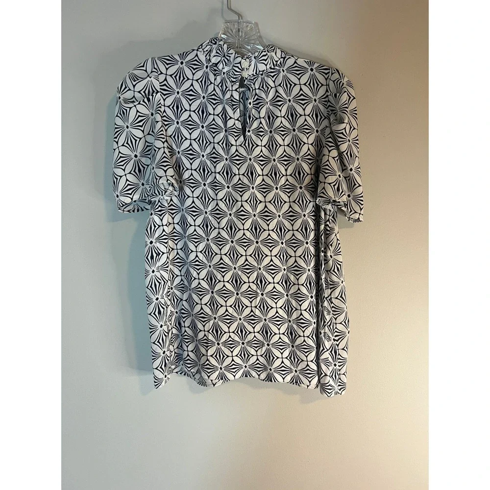 LOFT Navy White Geometric Starburst Puff Sleeve Mock Neck Ruffle Blouse Small